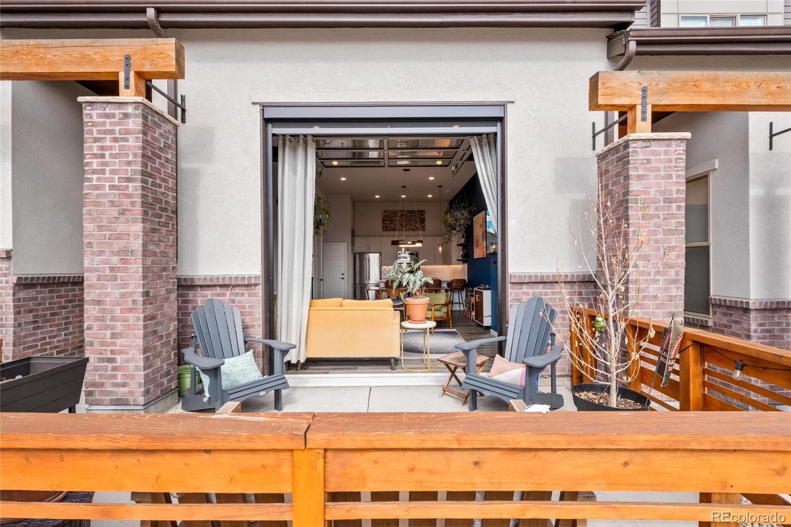 10105 Morrison Road Lakewood, CO 80227 - Photo 6 of 34