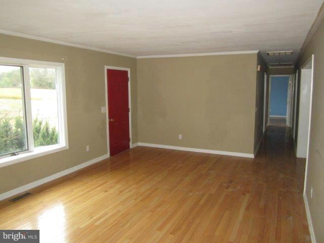 6809 Harmony Road Preston, MD 21655 - Photo 3 of 10 Living Room