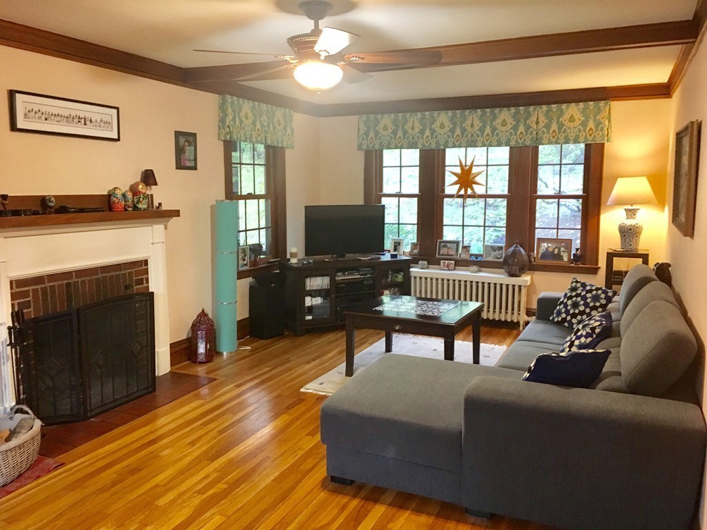 75 Westminster Road Newton, MA 02459 - Photo 2 of 10