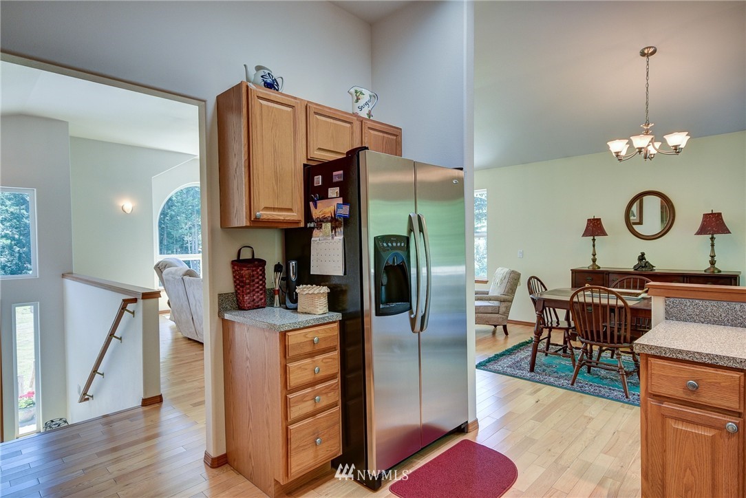 1378 Eagle Ridge Road Oak Harbor, WA 98277 - Photo 8 of 25 Gallery Image 8