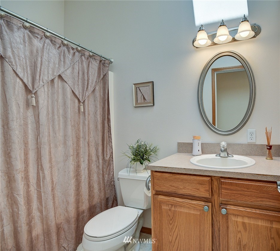 1378 Eagle Ridge Road Oak Harbor, WA 98277 - Photo 9 of 25 Gallery Image 9