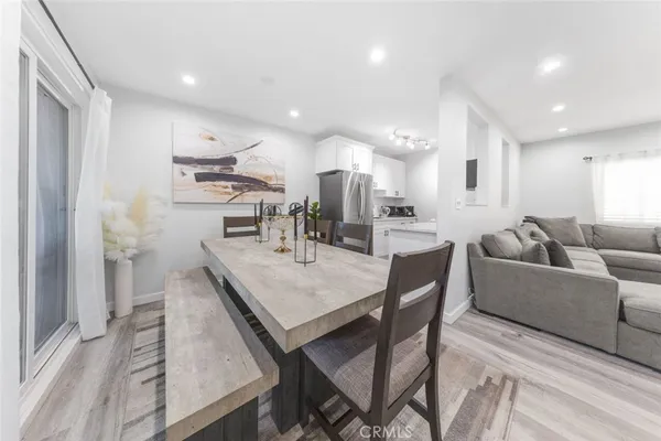 $2,500 | 3010 Montrose Avenue, Unit 26, La Crescenta, CA 91214