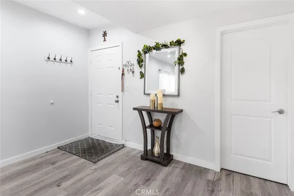 $2,500 | 3010 Montrose Avenue, Unit 26, La Crescenta, CA 91214