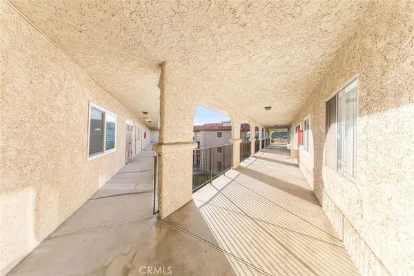 $2,500 | 3010 Montrose Avenue, Unit 26, La Crescenta, CA 91214