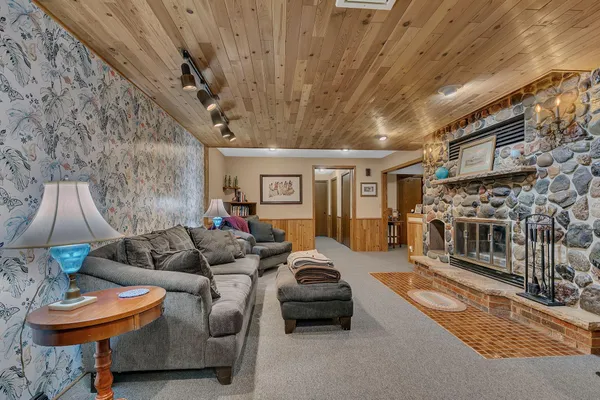 $349,900 | 2426 Cooper Avenue South, St. Cloud, MN 56301