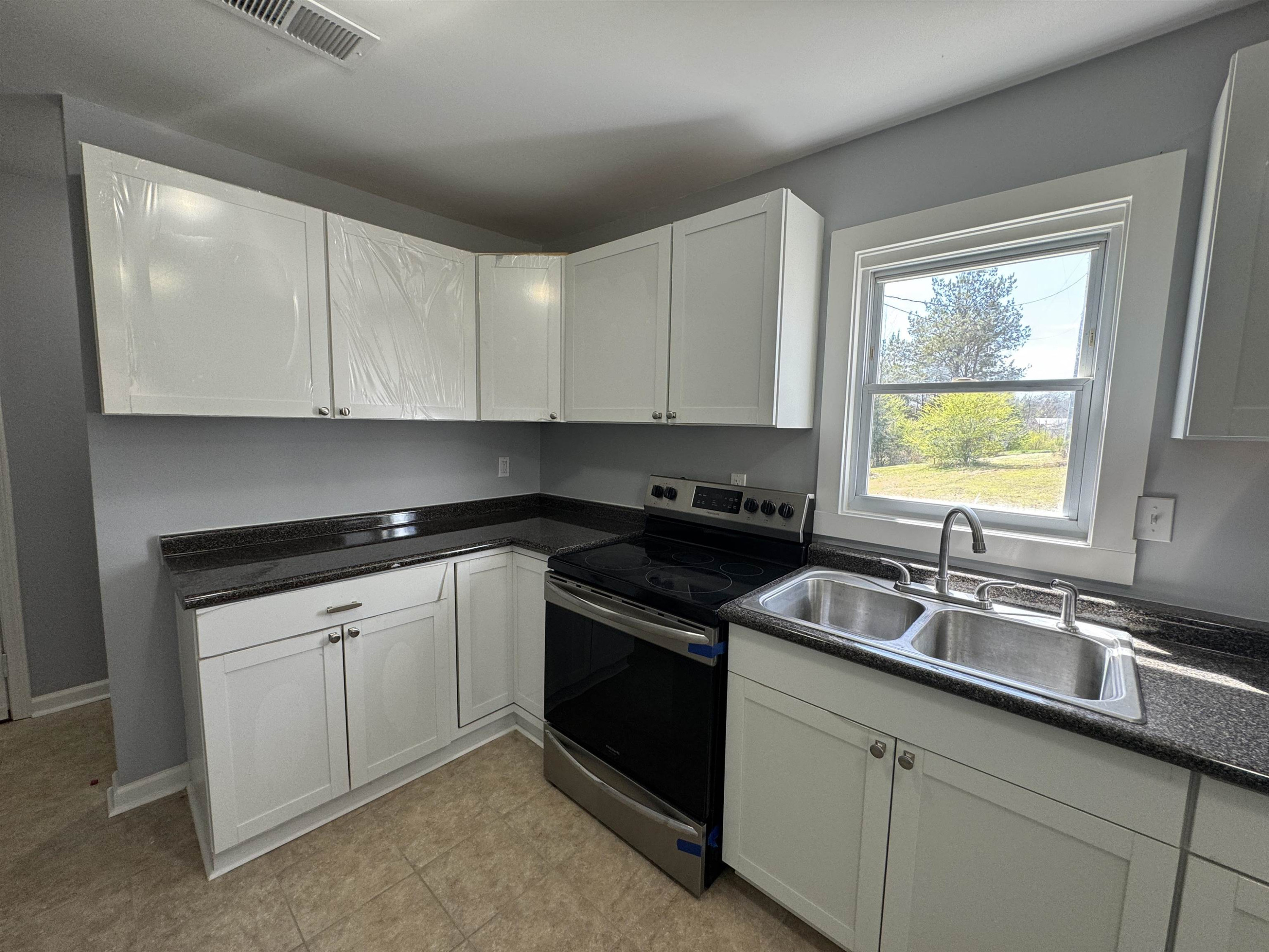 420 Presley Road Lexington, TN 38351 - Photo 18 of 44 Photo 18
