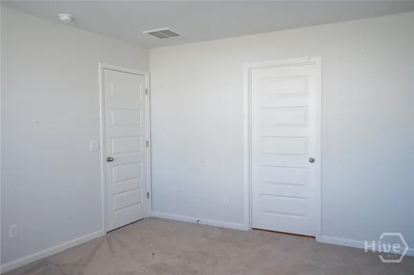 $2,400 | 397 Coconut Drive, Bloomingdale, GA 31302