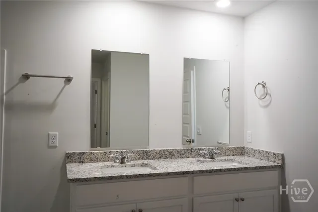 $2,450 | 397 Coconut Drive, Bloomingdale, GA 31302