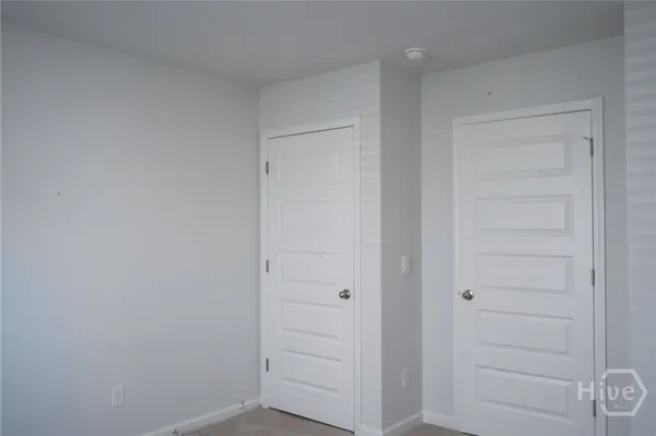 $2,400 | 397 Coconut Drive, Bloomingdale, GA 31302