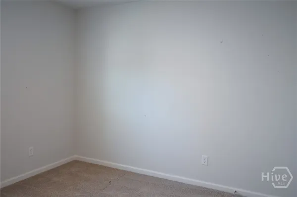 $2,400 | 397 Coconut Drive, Bloomingdale, GA 31302