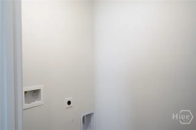 $2,450 | 397 Coconut Drive, Bloomingdale, GA 31302