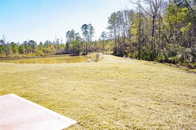 $2,450 | 397 Coconut Drive, Bloomingdale, GA 31302