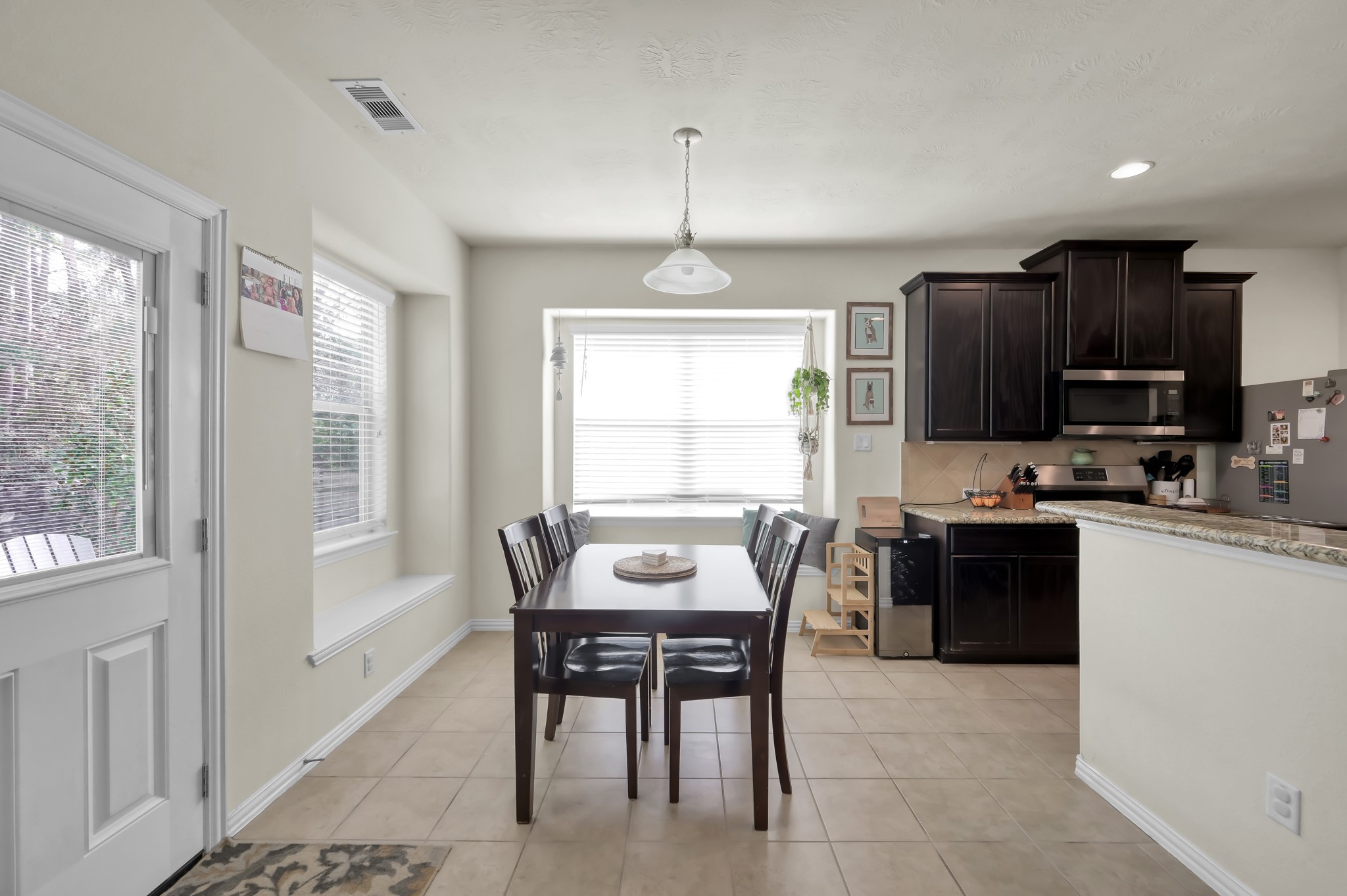 84 Palos Verde Conroe, TX 77304 - Photo 15 of 39