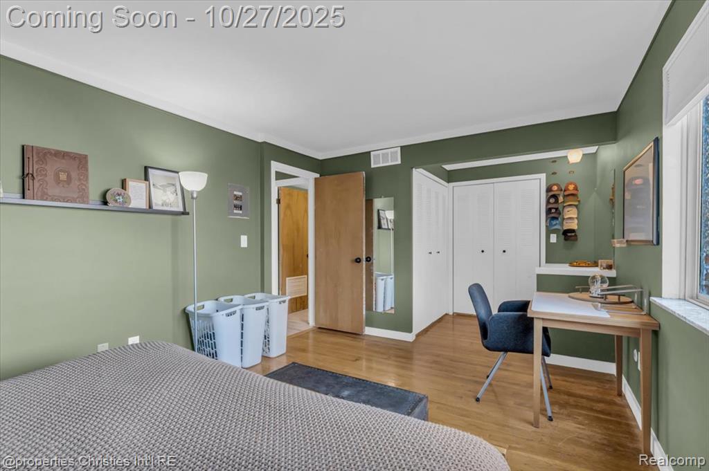 29654 Hoover Road, Unit 129 Warren, MI 48093 - Photo 11 of 17