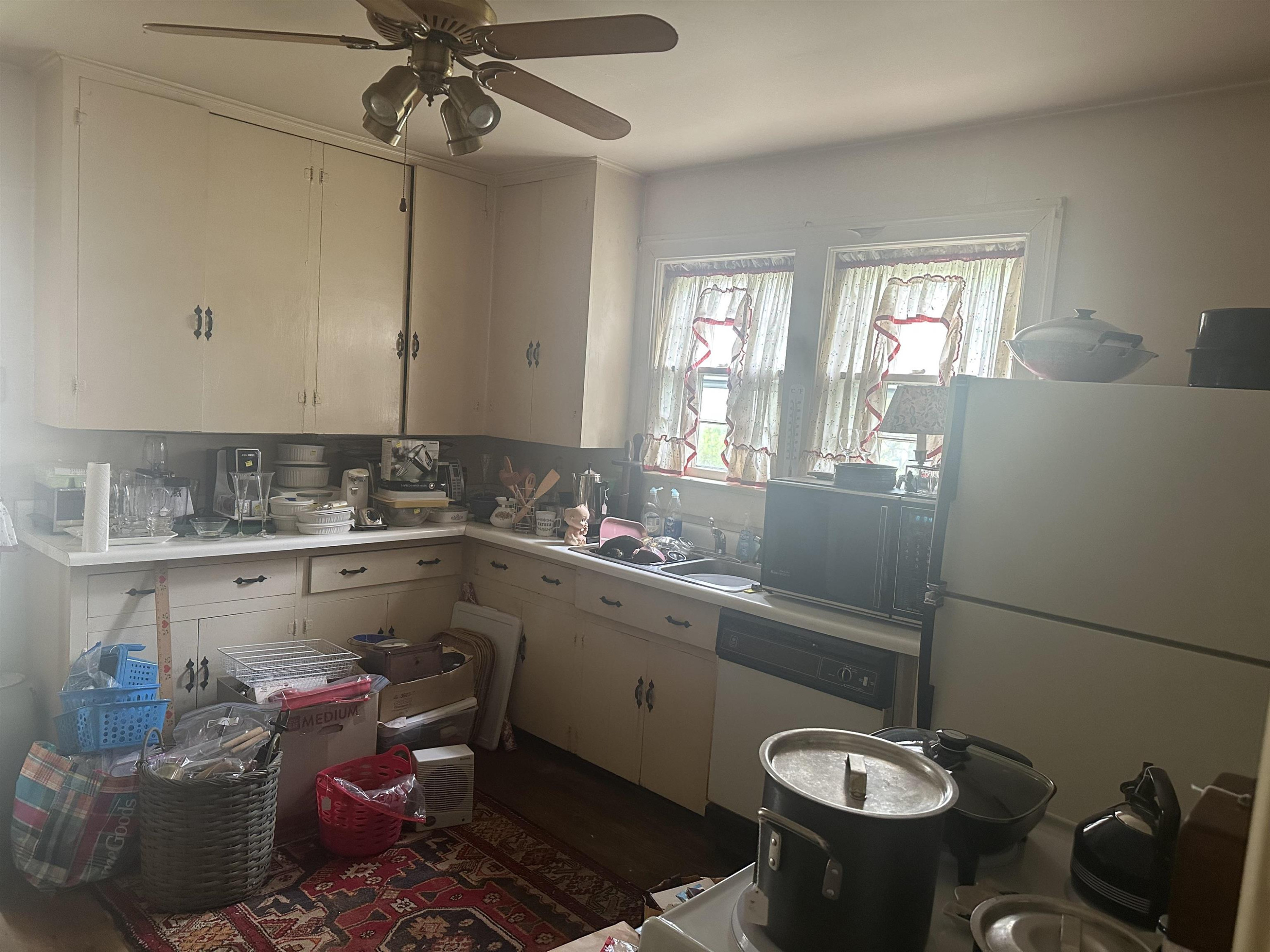 1309 Canterbury Road Raleigh, NC 27608 - Photo 7 of 32 Photo 7