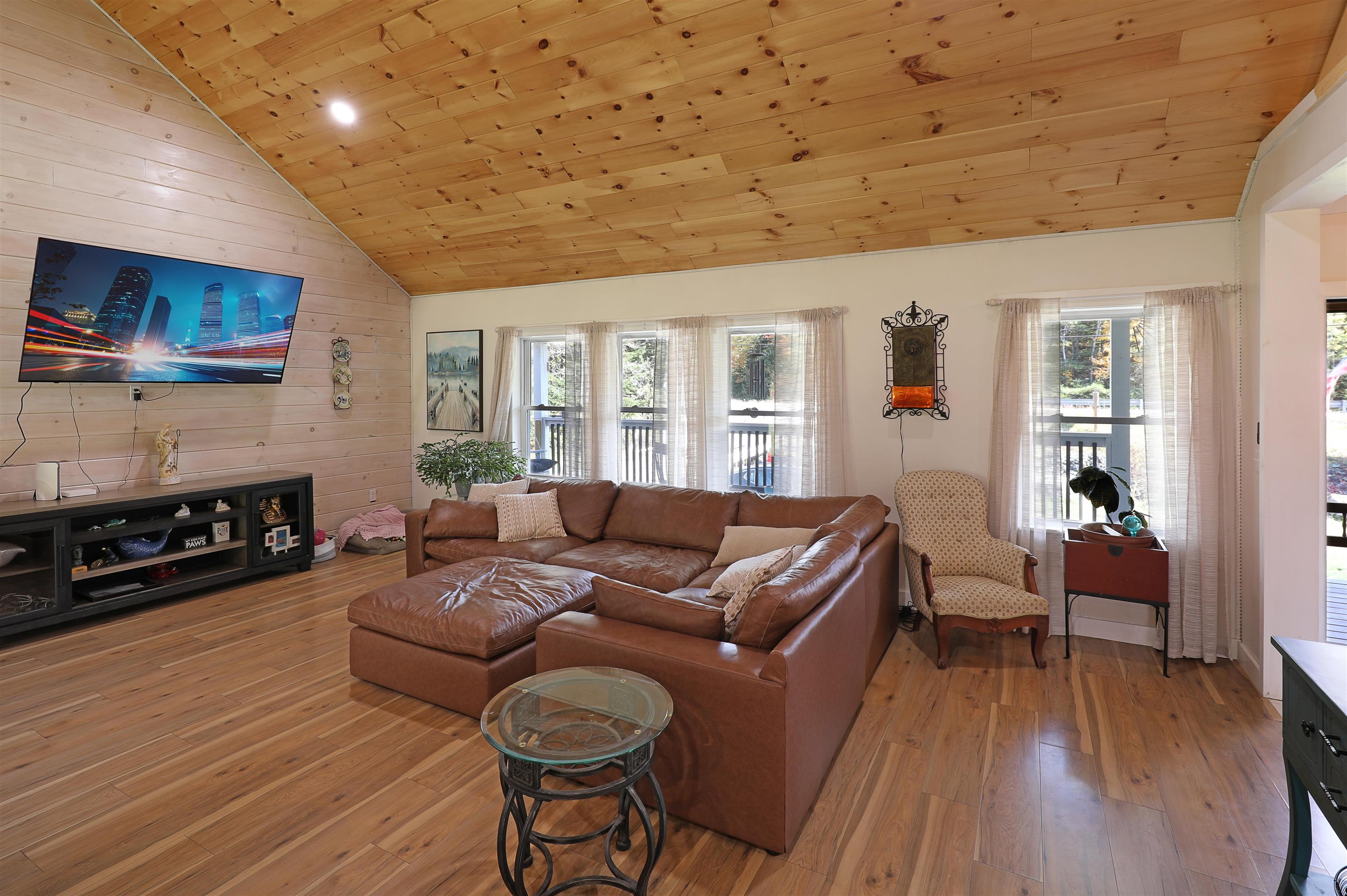 263 Milan Road Milan, NH 03588 - Photo 14 of 29