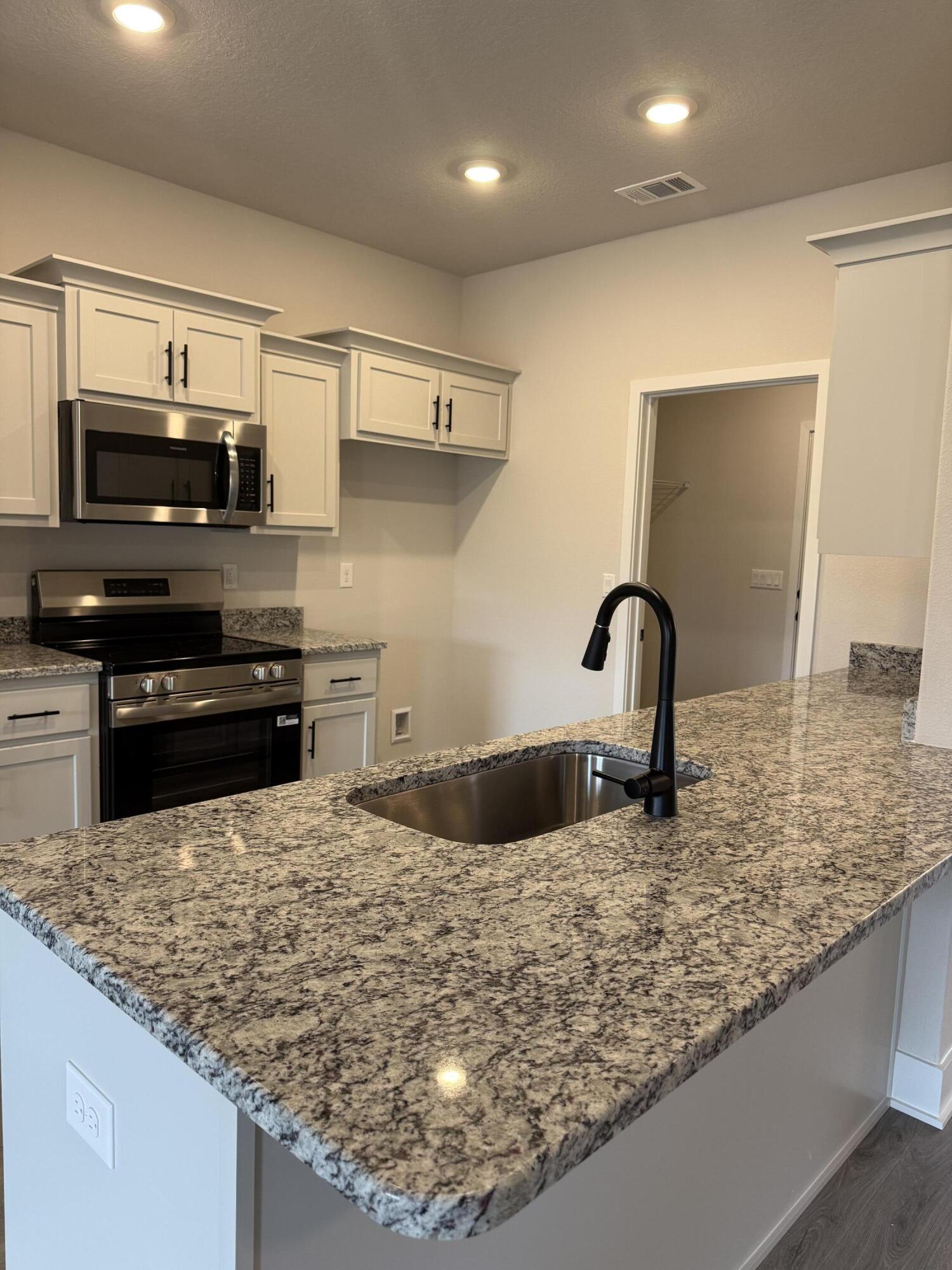 2406 Aleia Lane Crestview, FL 32536 - Photo 15 of 27 IMG_6372