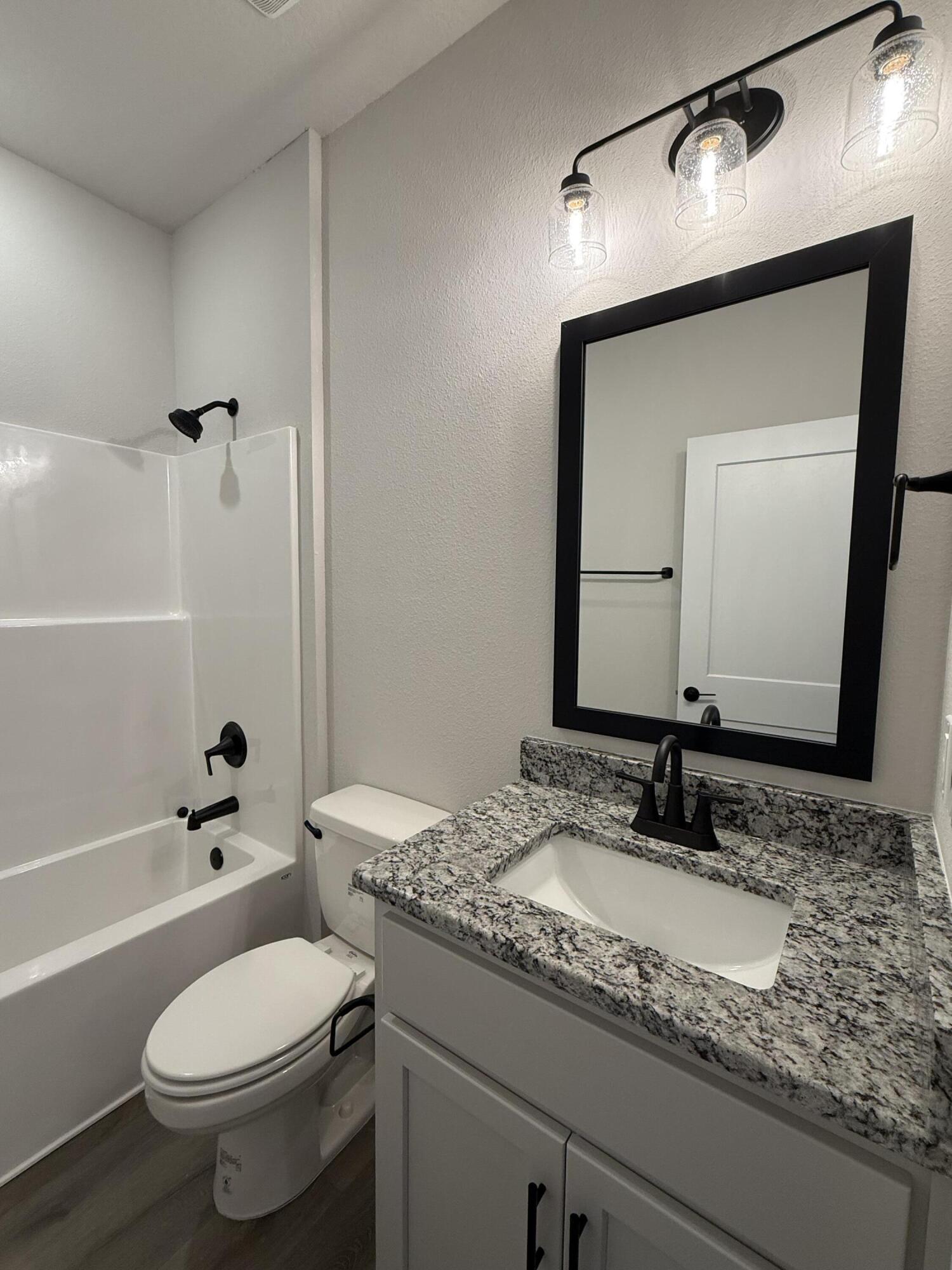 2406 Aleia Lane Crestview, FL 32536 - Photo 10 of 27 IMG_6367