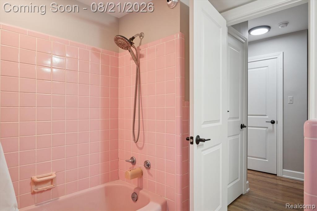 30609 Inkster Road Farmington, MI 48334 - Photo 25 of 41 Gallery Image 25