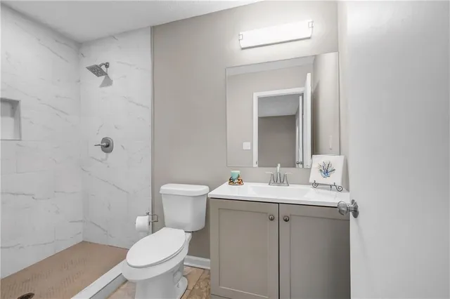 $279,900 | 8413 Glenwoods Terrace, Riverdale, GA 30274