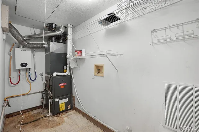 $479,000 | 6703 Frandsen Road, Alhambra, IL 62001