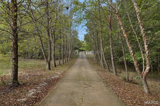 $479,000 | 6703 Frandsen Road, Alhambra, IL 62001