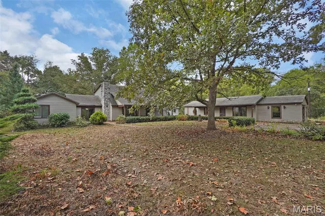 $479,000 | 6703 Frandsen Road, Alhambra, IL 62001