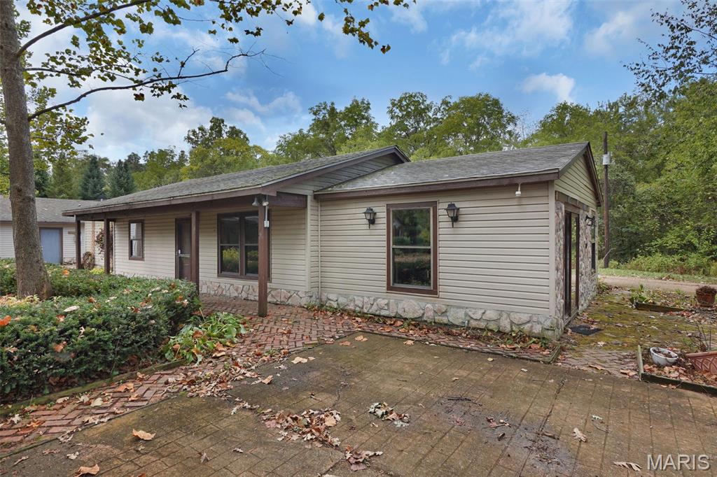 6703 Frandsen Road Alhambra, IL 62001 - Photo 10 of 48