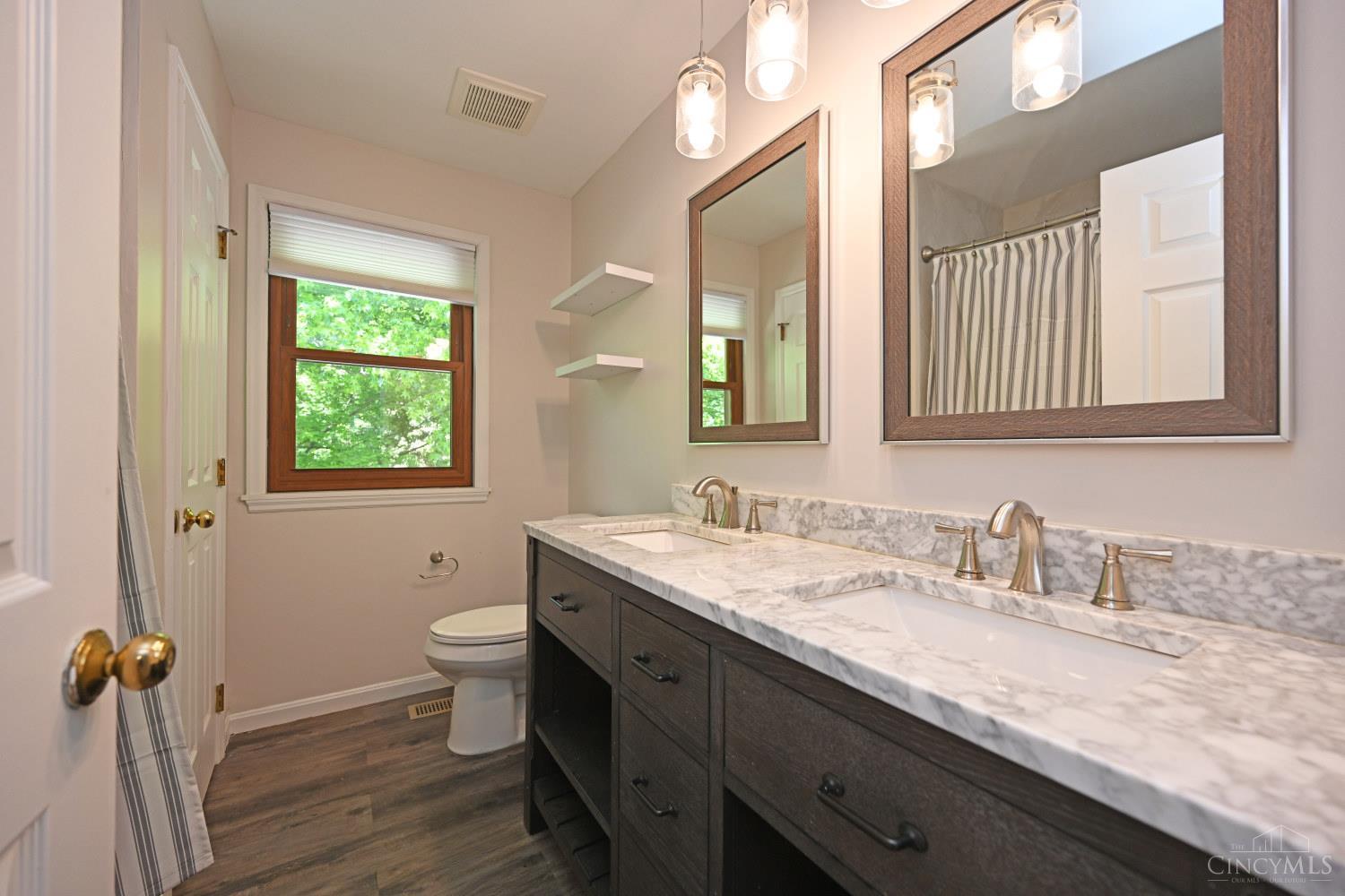 6415 Roth Ridge Drive Loveland, OH 45140 - Photo 35 of 63 Gallery Image 35