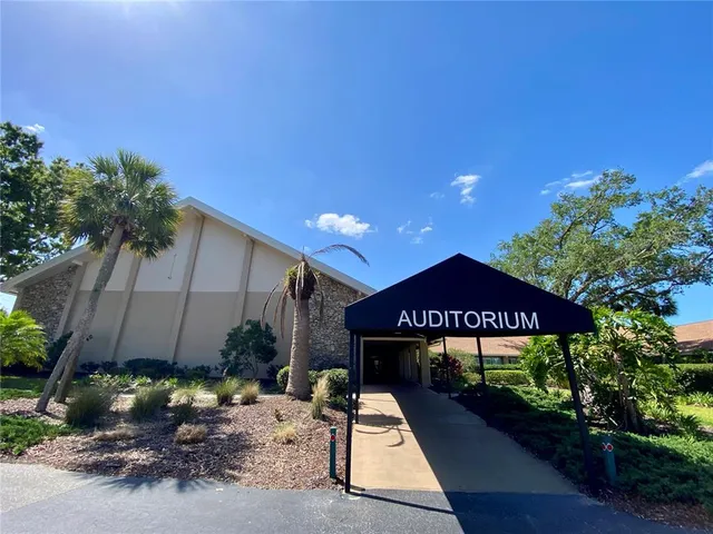 $475,000 | 2880 Doone Circle, Palm Harbor, FL 34684