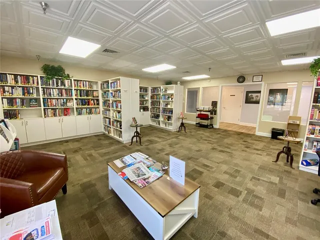 $475,000 | 2880 Doone Circle, Palm Harbor, FL 34684