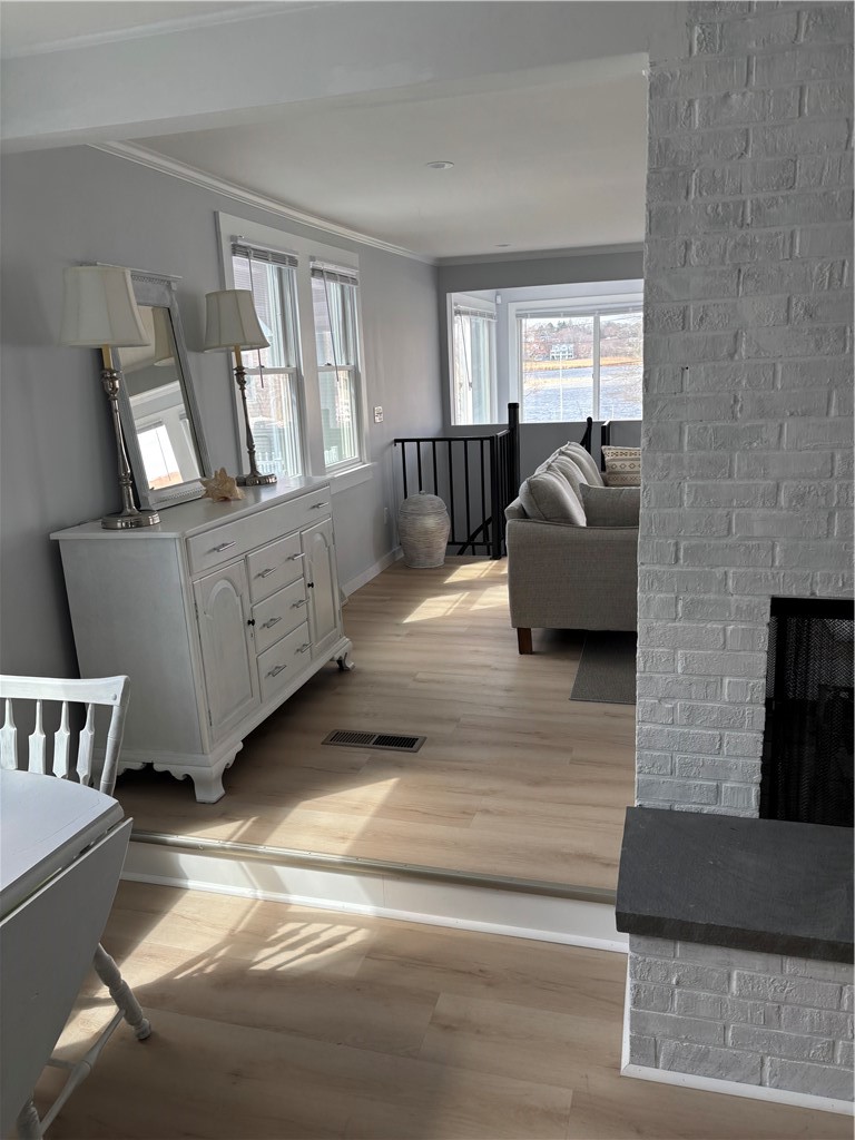 53 Bayberry Road Narragansett, RI 02882 - Photo 7 of 45