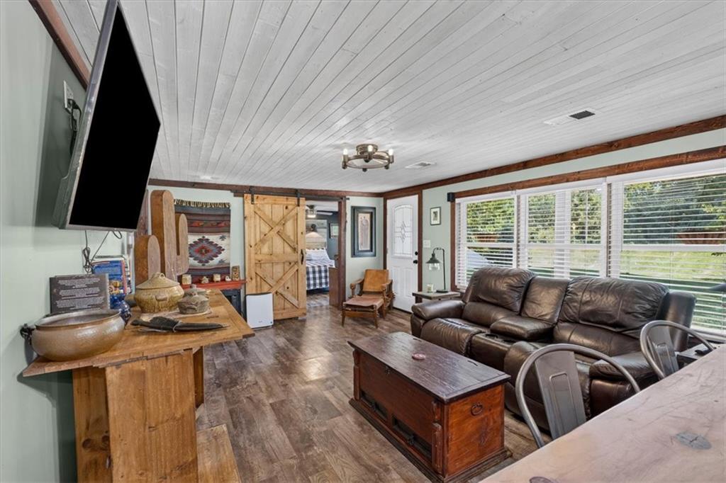 13810 Byars Road Grandview, MO 64030 - Photo 7 of 65 Gallery Image 7