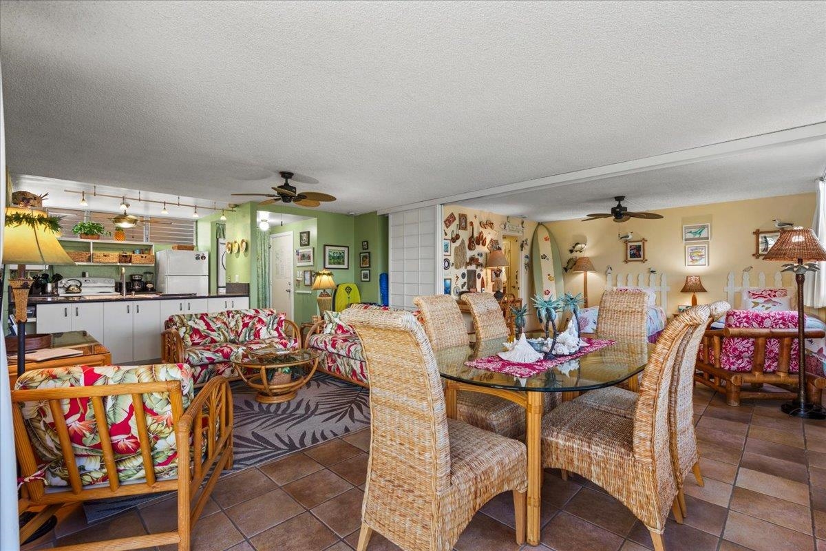 2619 South Kihei Road, Unit B201 Kihei, HI 96753 - Photo 4 of 33