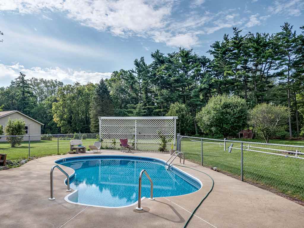 12710 Leo Road Fort Wayne, IN 46845 - Photo 30 of 35