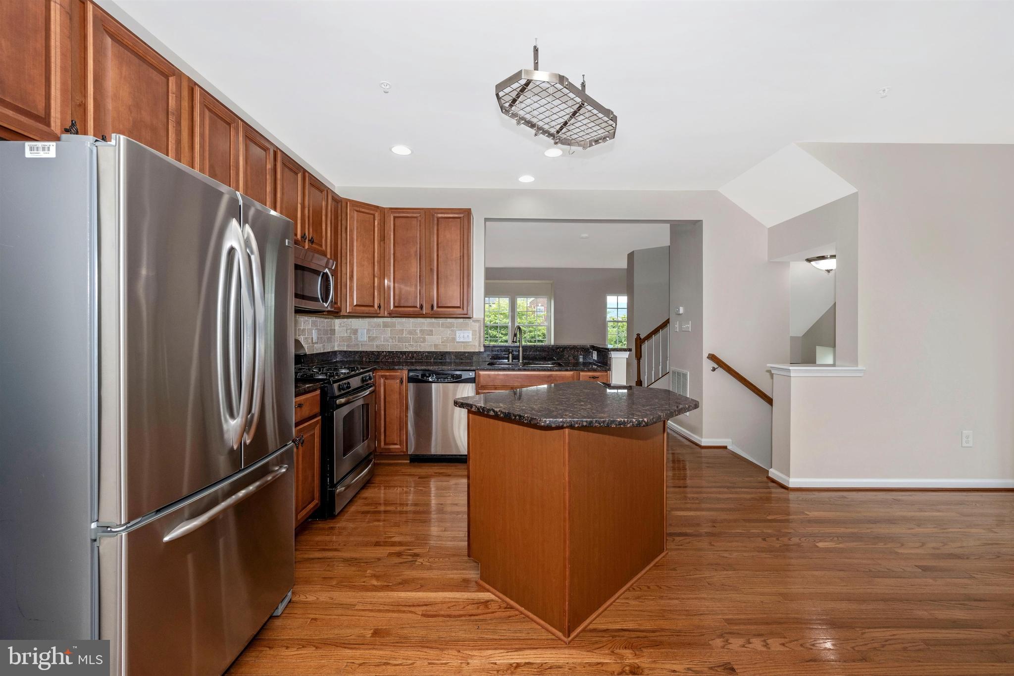 2028 Spring Run Circle Frederick, MD 21702 - Photo 12 of 52 Gallery Image 12