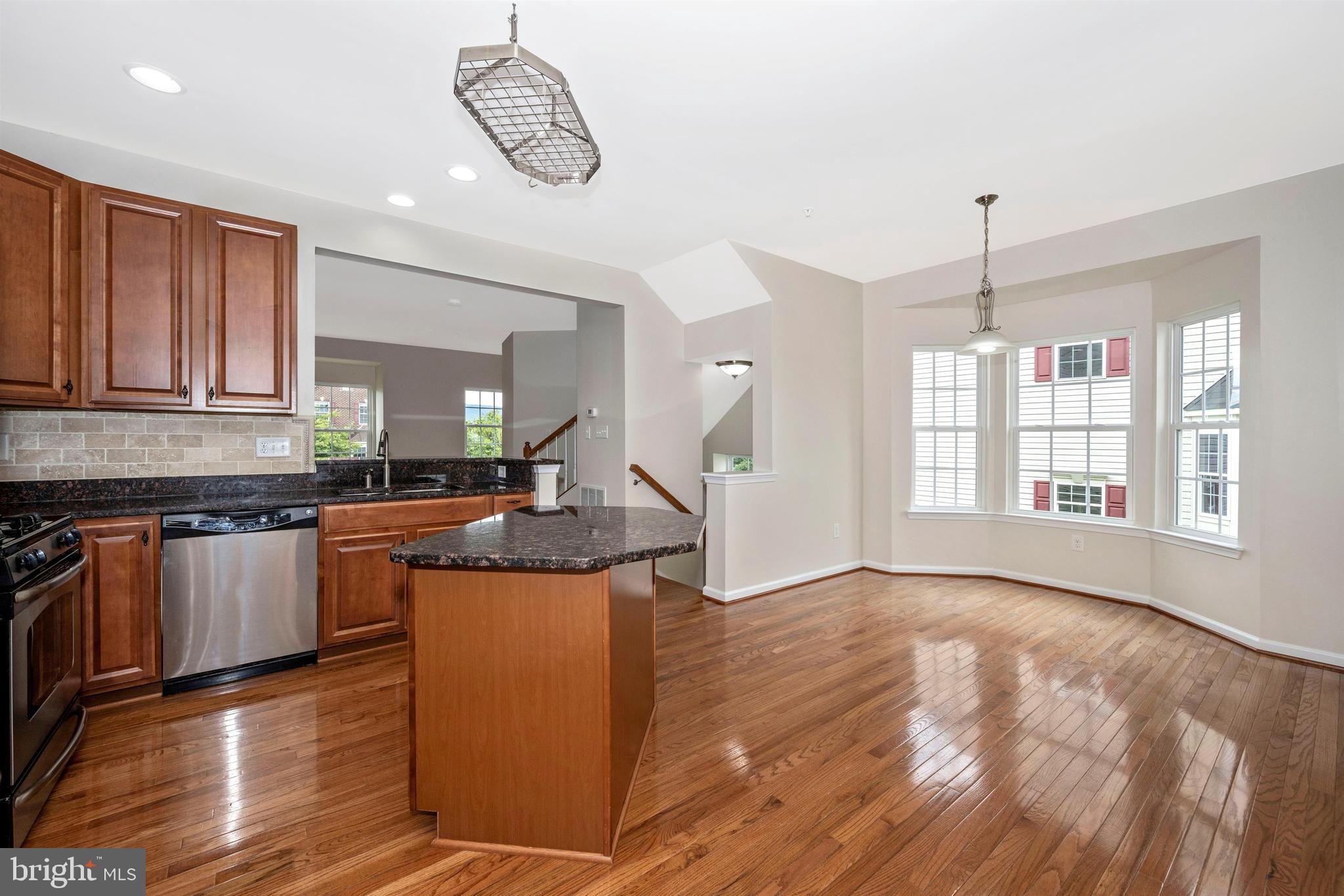 2028 Spring Run Circle Frederick, MD 21702 - Photo 13 of 52 Gallery Image 13