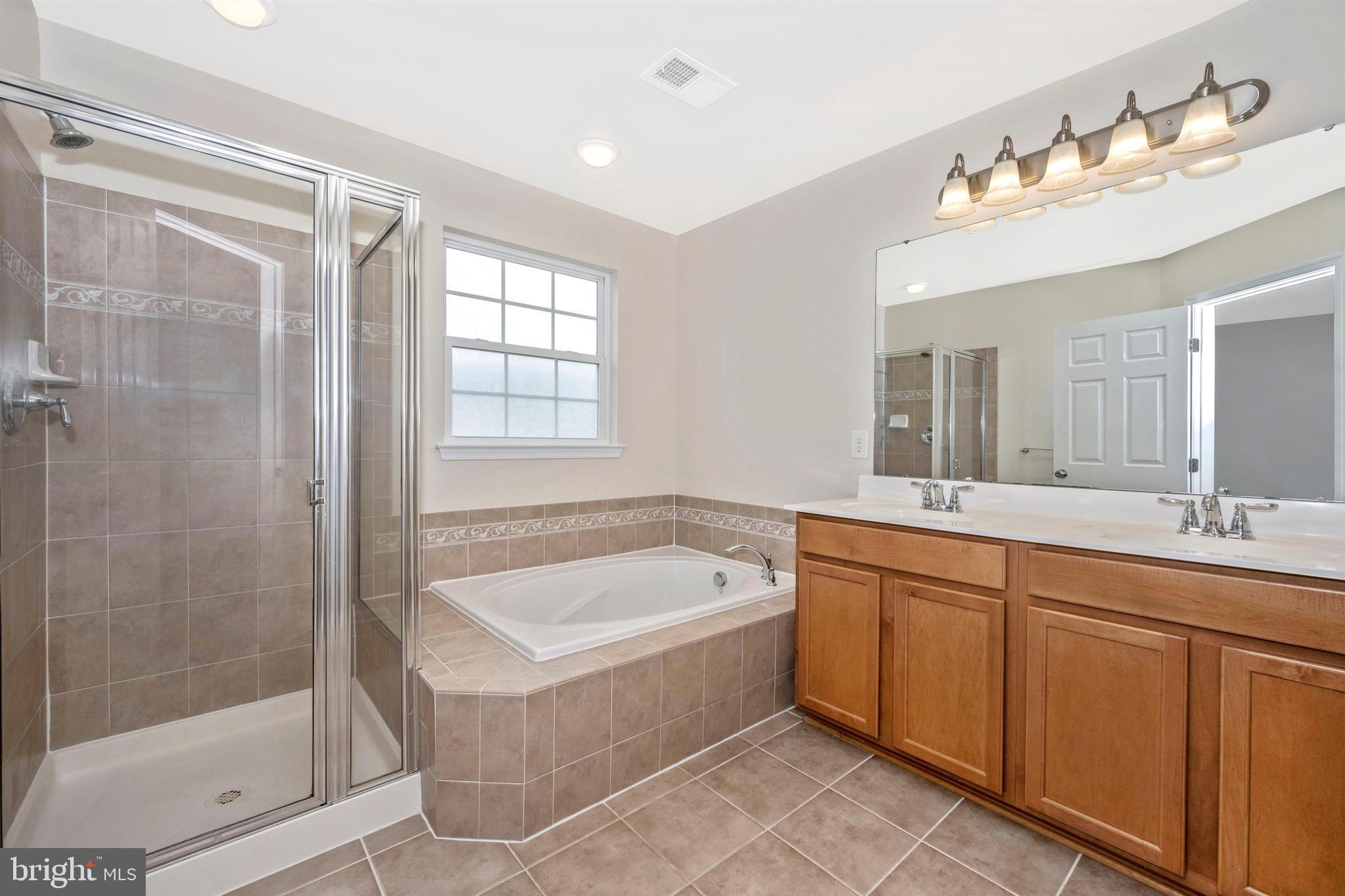 2028 Spring Run Circle Frederick, MD 21702 - Photo 23 of 52 Gallery Image 23