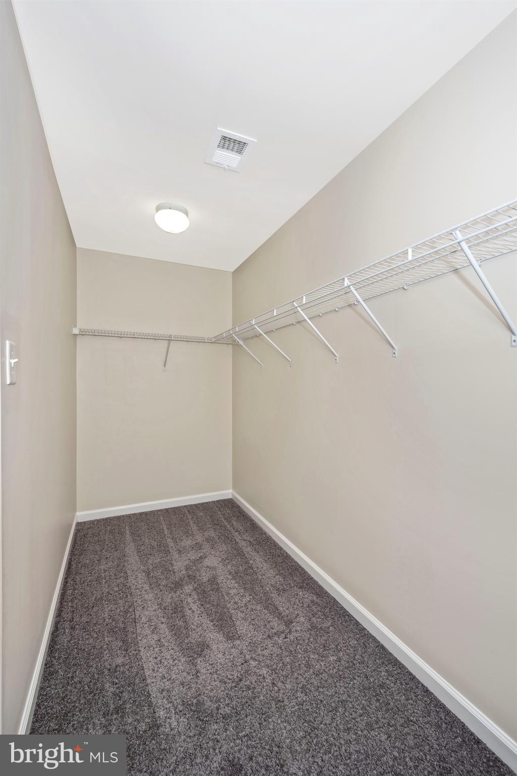 2028 Spring Run Circle Frederick, MD 21702 - Photo 26 of 52 Gallery Image 26