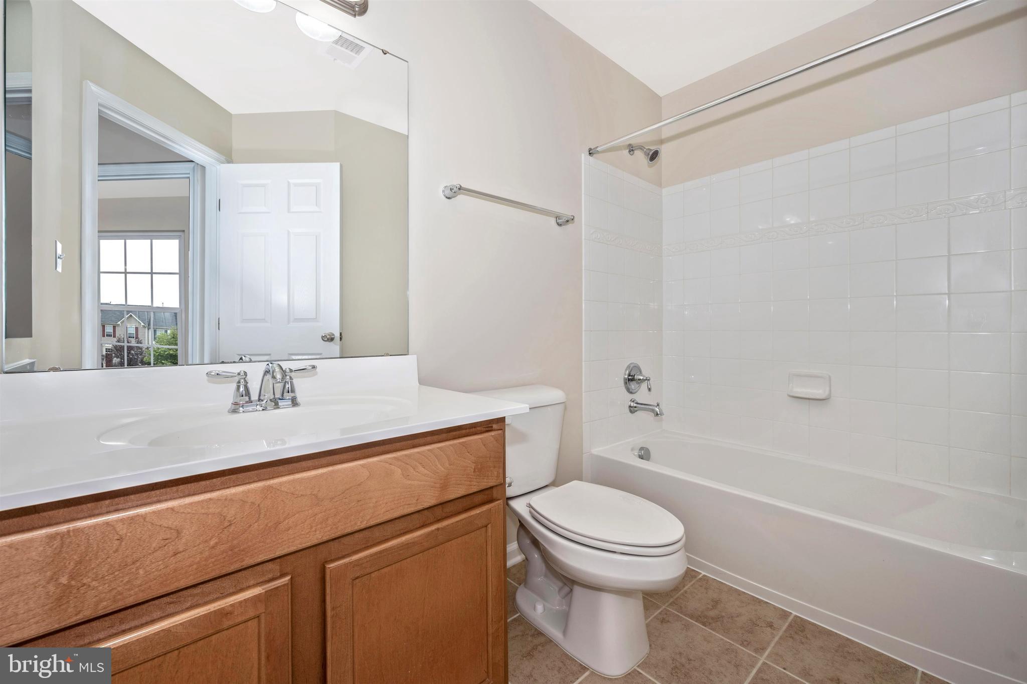2028 Spring Run Circle Frederick, MD 21702 - Photo 29 of 52 Gallery Image 29