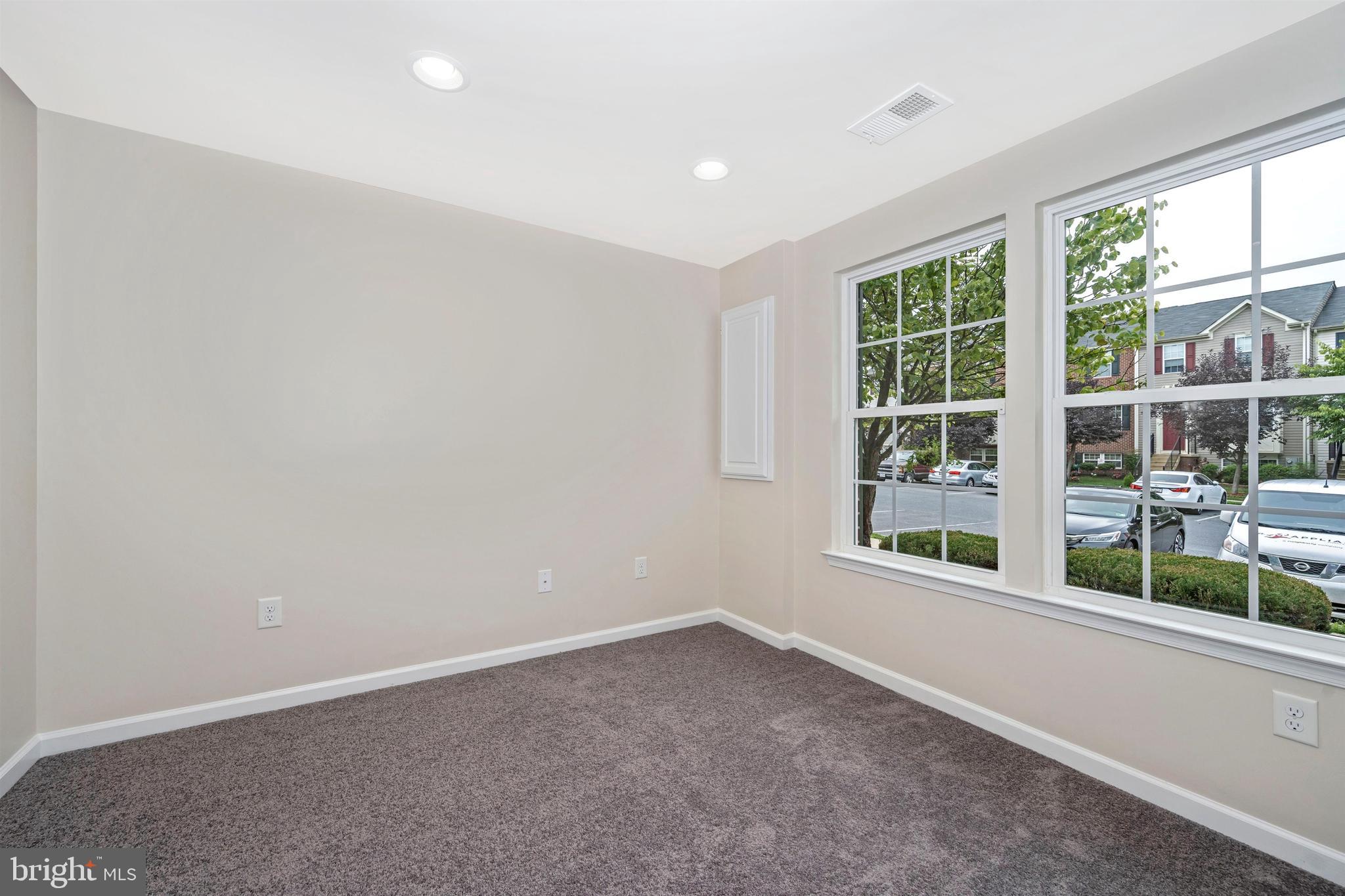 2028 Spring Run Circle Frederick, MD 21702 - Photo 36 of 52 Gallery Image 36