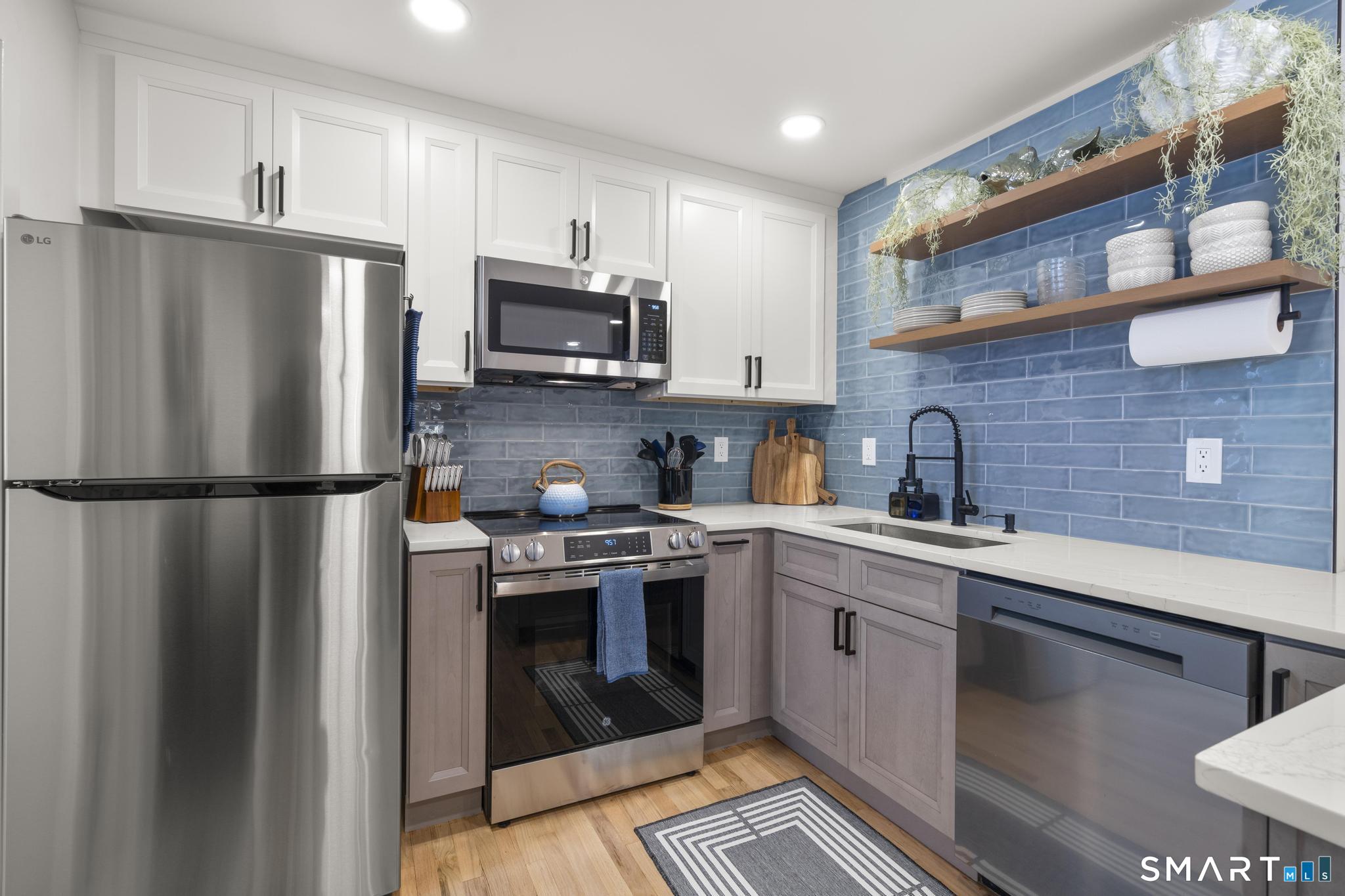 1742 Boston Post Road, Unit 3A Westbrook, CT 06498 - Photo 8 of 39