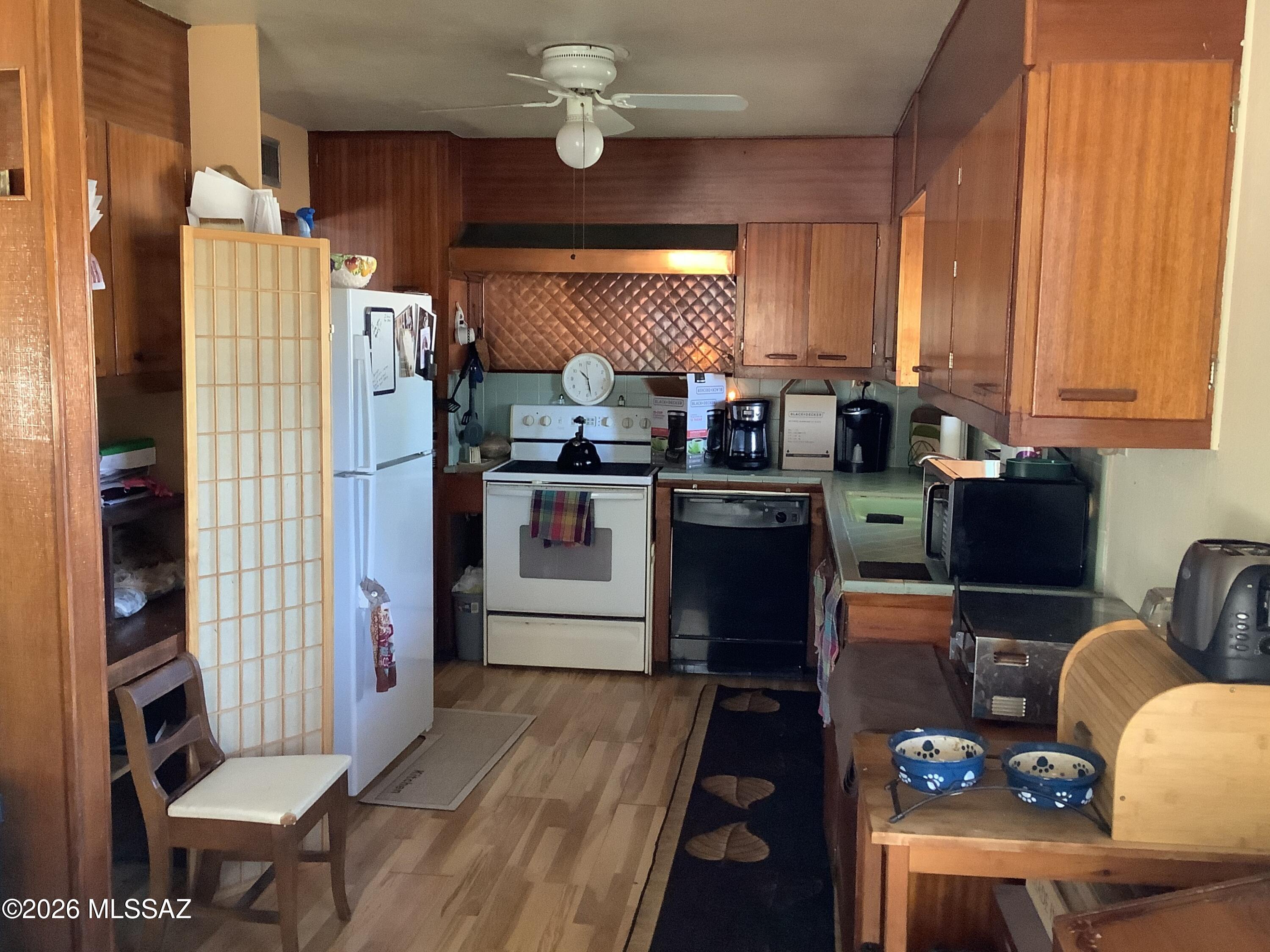 502 3rd Street Bowie, AZ 85605 - Photo 12 of 46 KITCHEN WITH 2 ENTRANCES