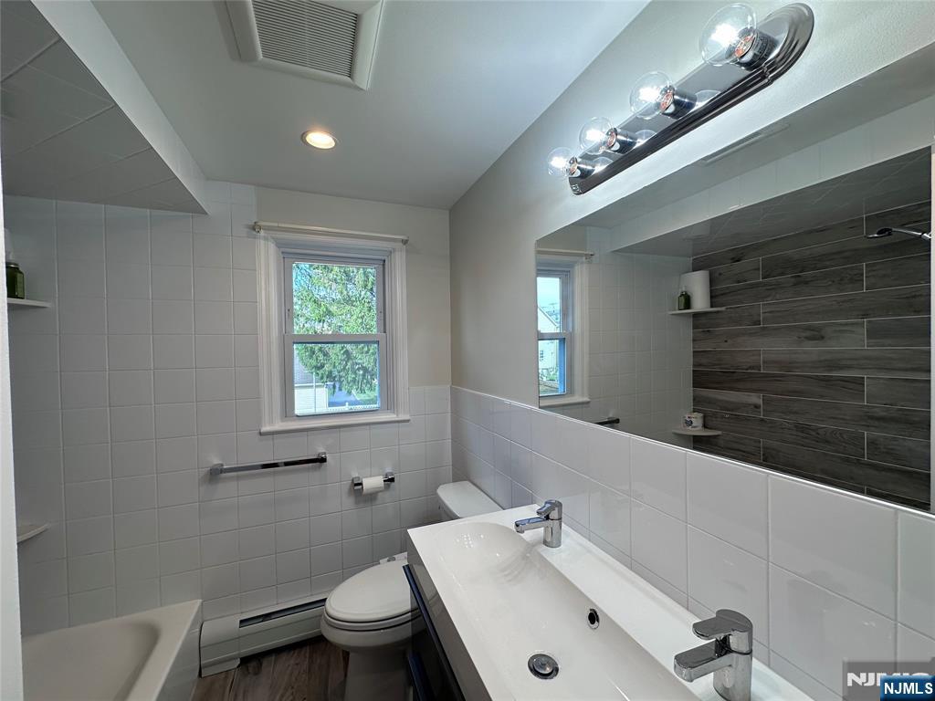 79 Tuttle Street, Unit 2 Wallington, NJ 07057 - Photo 11 of 16 Gallery Image 11
