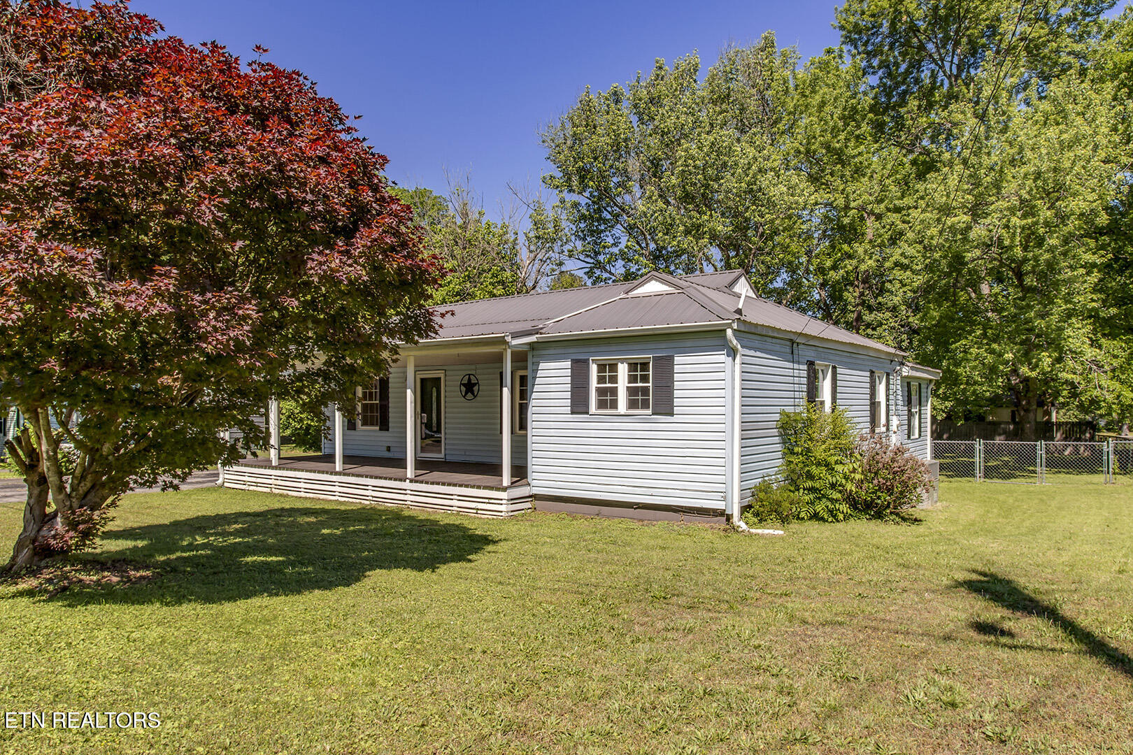 1113 Mayflower Road Kingston, TN 37763 - Photo 2 of 45 02_MayflowerRoad_1113_FrontRight