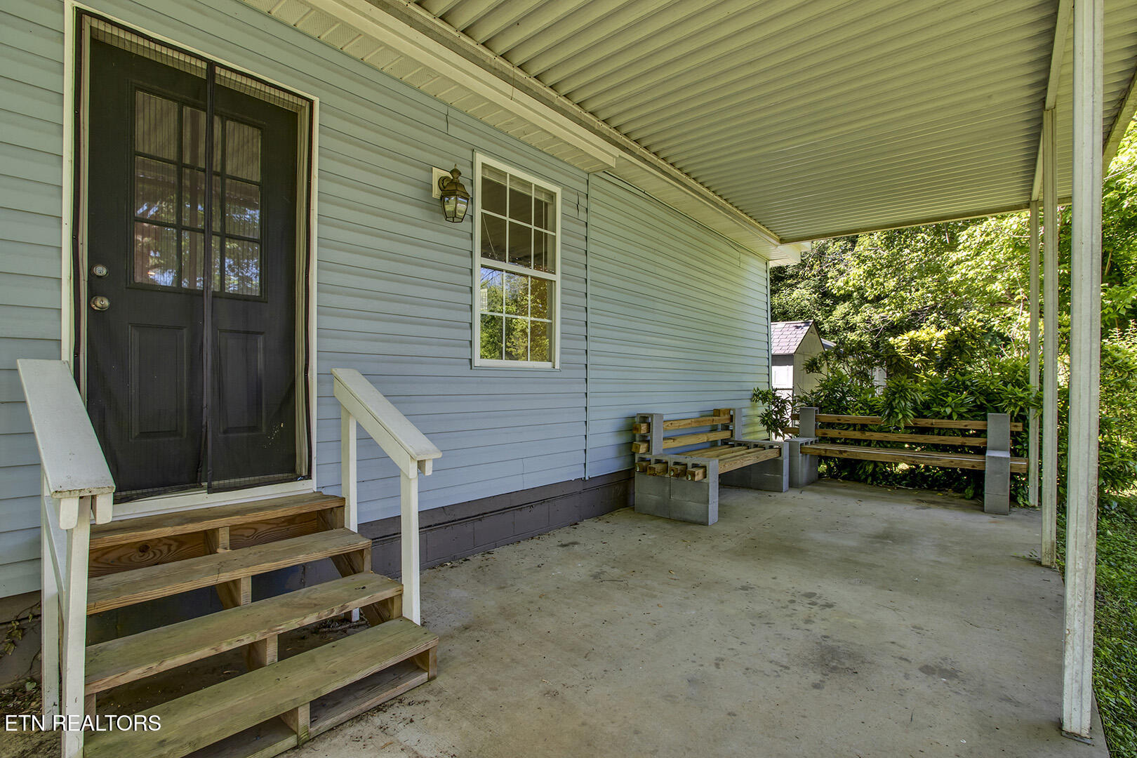 1113 Mayflower Road Kingston, TN 37763 - Photo 40 of 45 40_MayflowerRoad_1113_CoveredPatio01