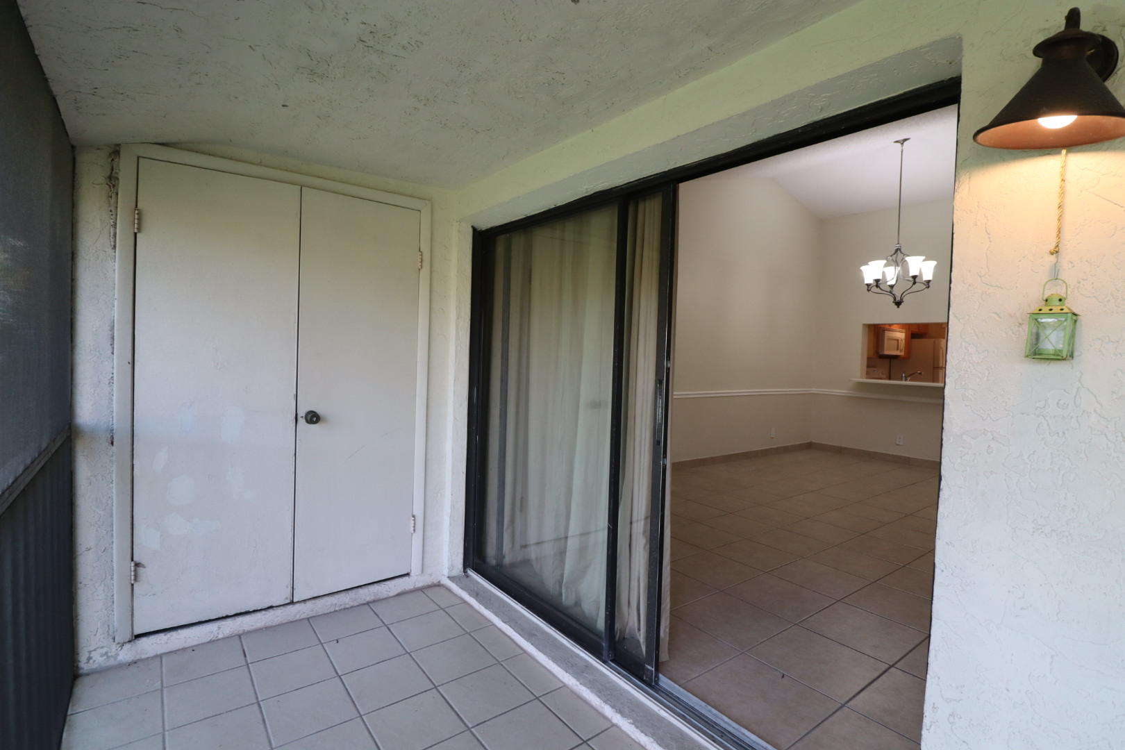 3939 Northeast 5th Avenue, Unit E201 Boca Raton, FL 33431 - Photo 31 of 36 10778773616_IMG_2622