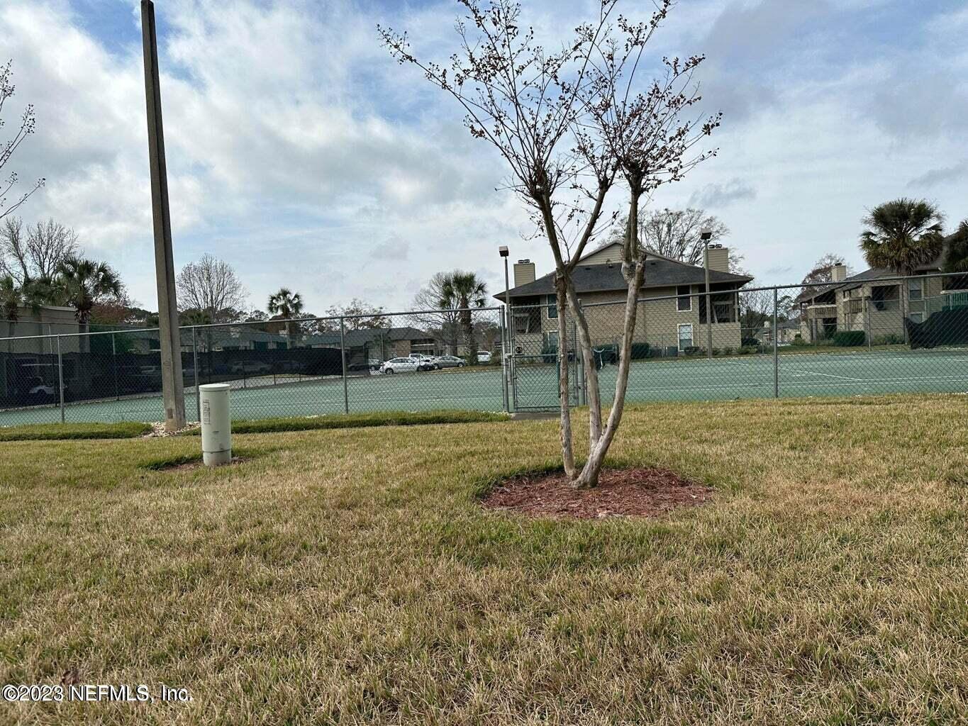 10200 Belle Rive Boulevard, Unit 239 Jacksonville, FL 32256 - Photo 23 of 27 a view of a park