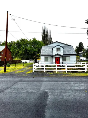 $349,900 | 1402 Dayton Street, Klamath Falls, OR 97603