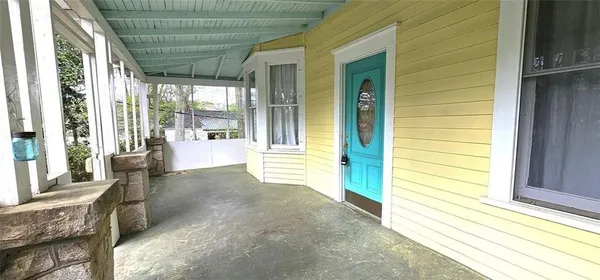 $2,300 | 1047 Ridge Avenue, Stone Mountain, GA 30083